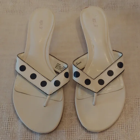 Sandal Bundle - Picture 11 of 16